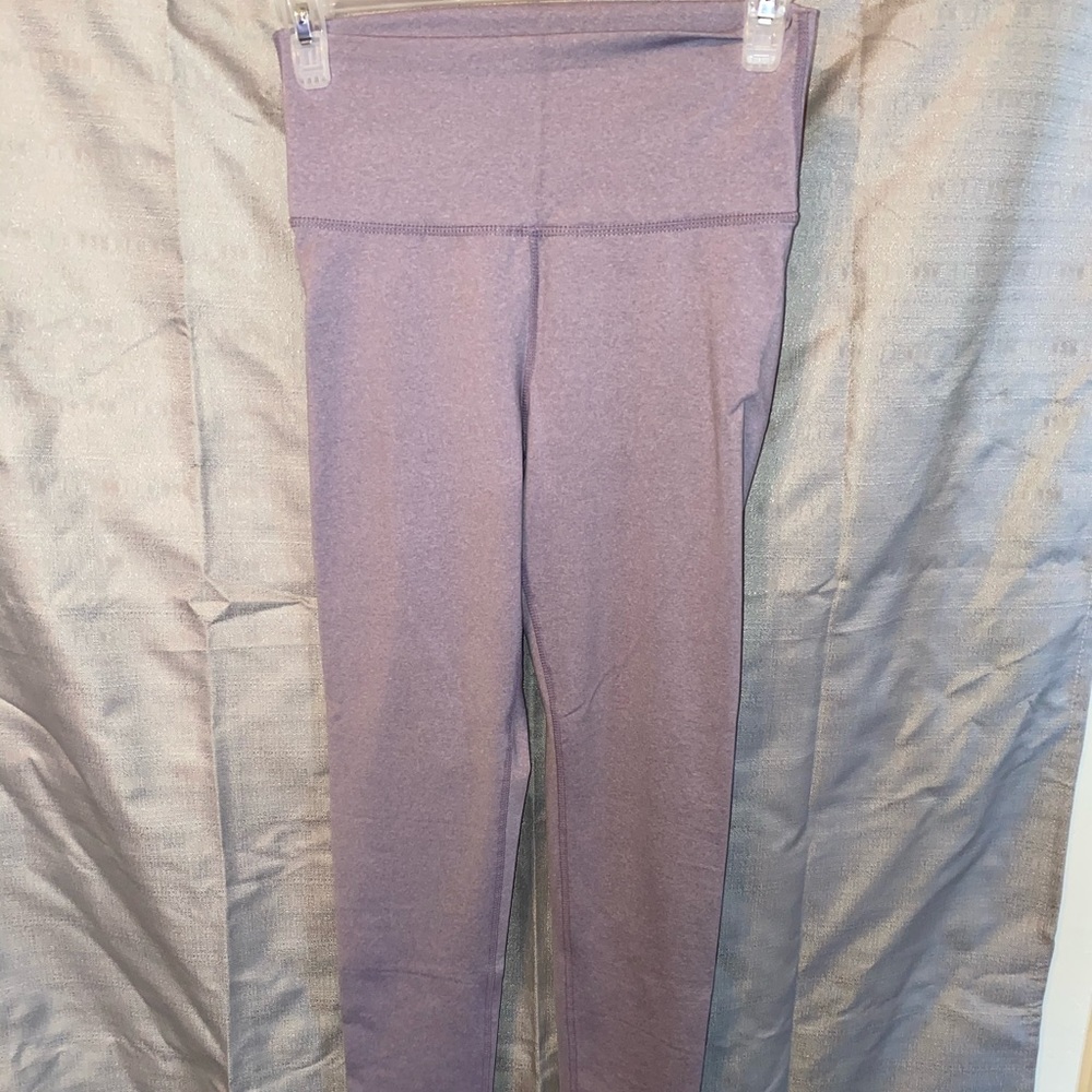 Lilac 7/8 length leggings